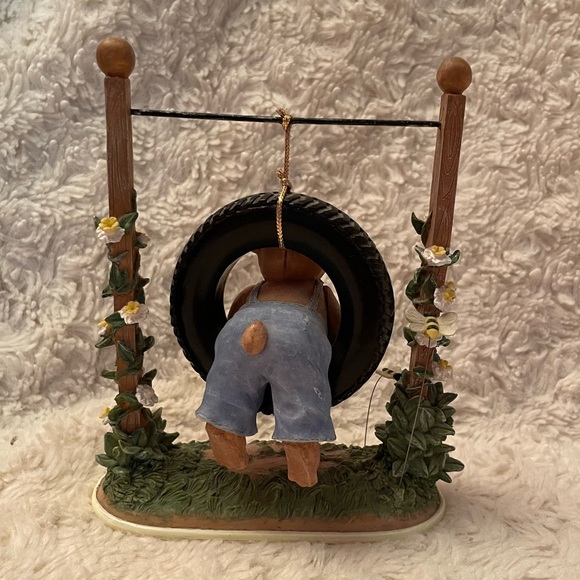 VERY RARE Bluebeary Hollow Bear on Tire Swing Figurine From 2000 by Cheri Lane - Picture 3 of 9